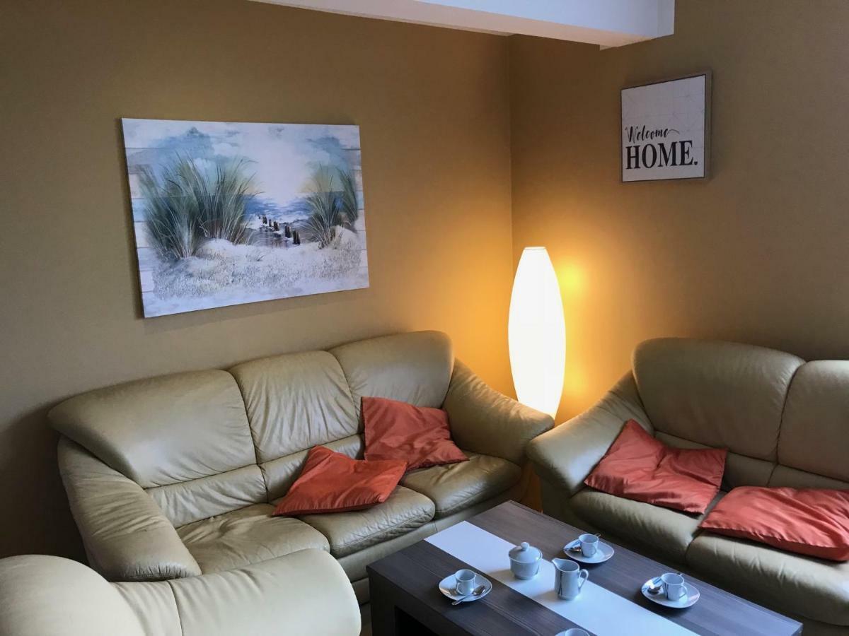 Kmheim, Cozy 103M2 Apartment, With 3 Bedroom And Covered Free Parking Place, Close To City Center Štýrský Hradec Exteriér fotografie